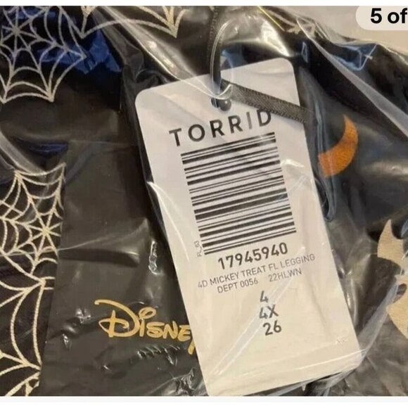 Disney +4 Black Stretch High Waisted Spooky Spider Webs & Bows Graphic Leggings - Picture 6 of 6